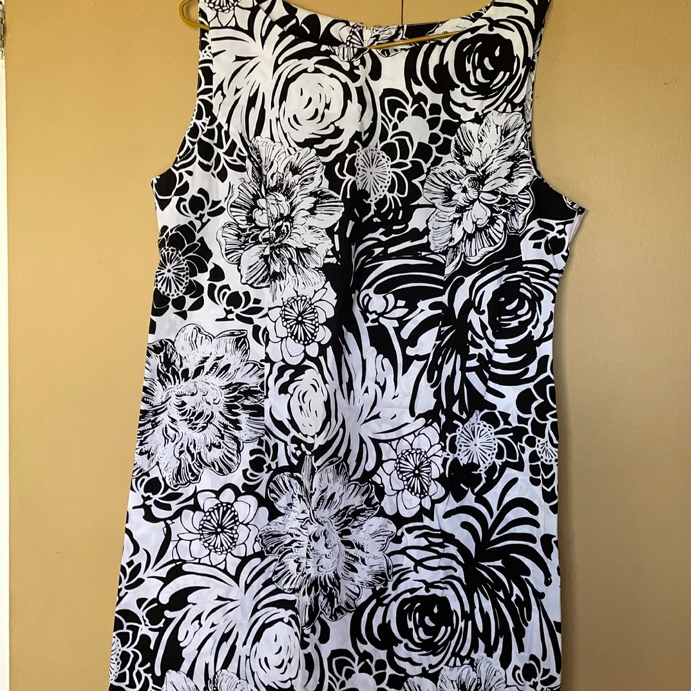 Karin Stevens size 14 dress